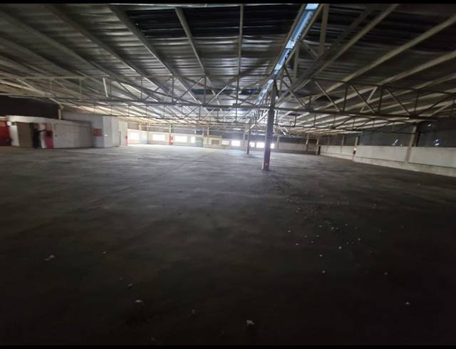 1,499M² WAREHOUSE TO LET IN BENROSE